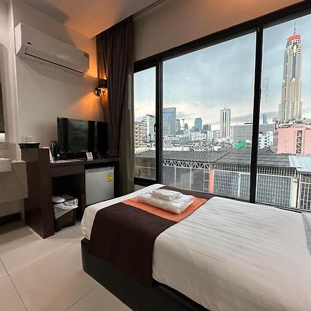 Collection O The Bangkok Airport Link Suite Exterior photo