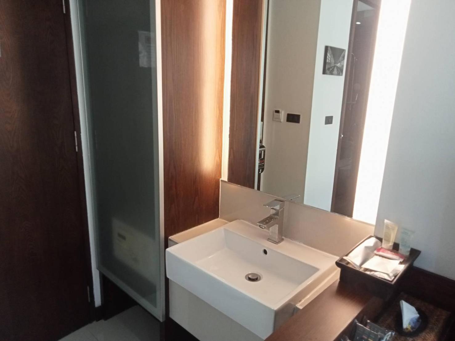 Collection O The Bangkok Airport Link Suite Exterior photo