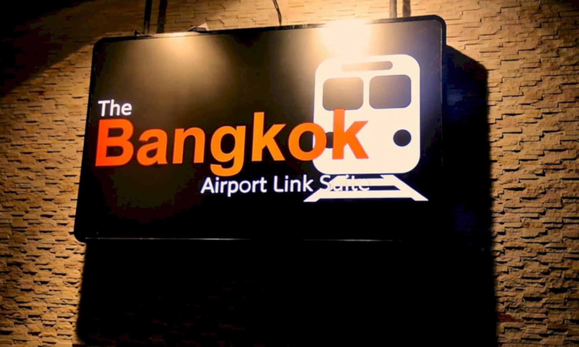 Collection O The Bangkok Airport Link Suite Exterior photo